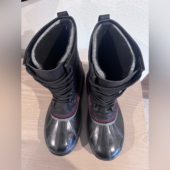 Like New Sorel Men\'s Black and Red 1964 Premium Boots main image 10